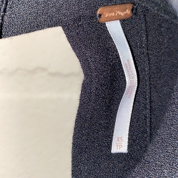 Free People tunic shirt side slit pockets sleeveless mock neck long keyhole back - Picture 3 of 5